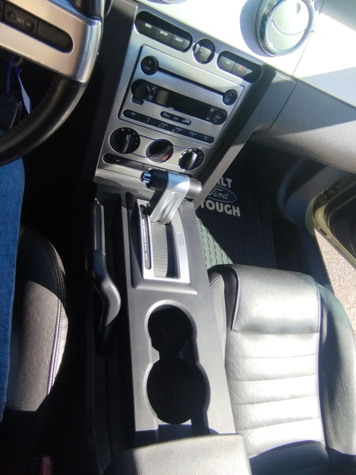 Ford Mustang '15-'24 - 2011