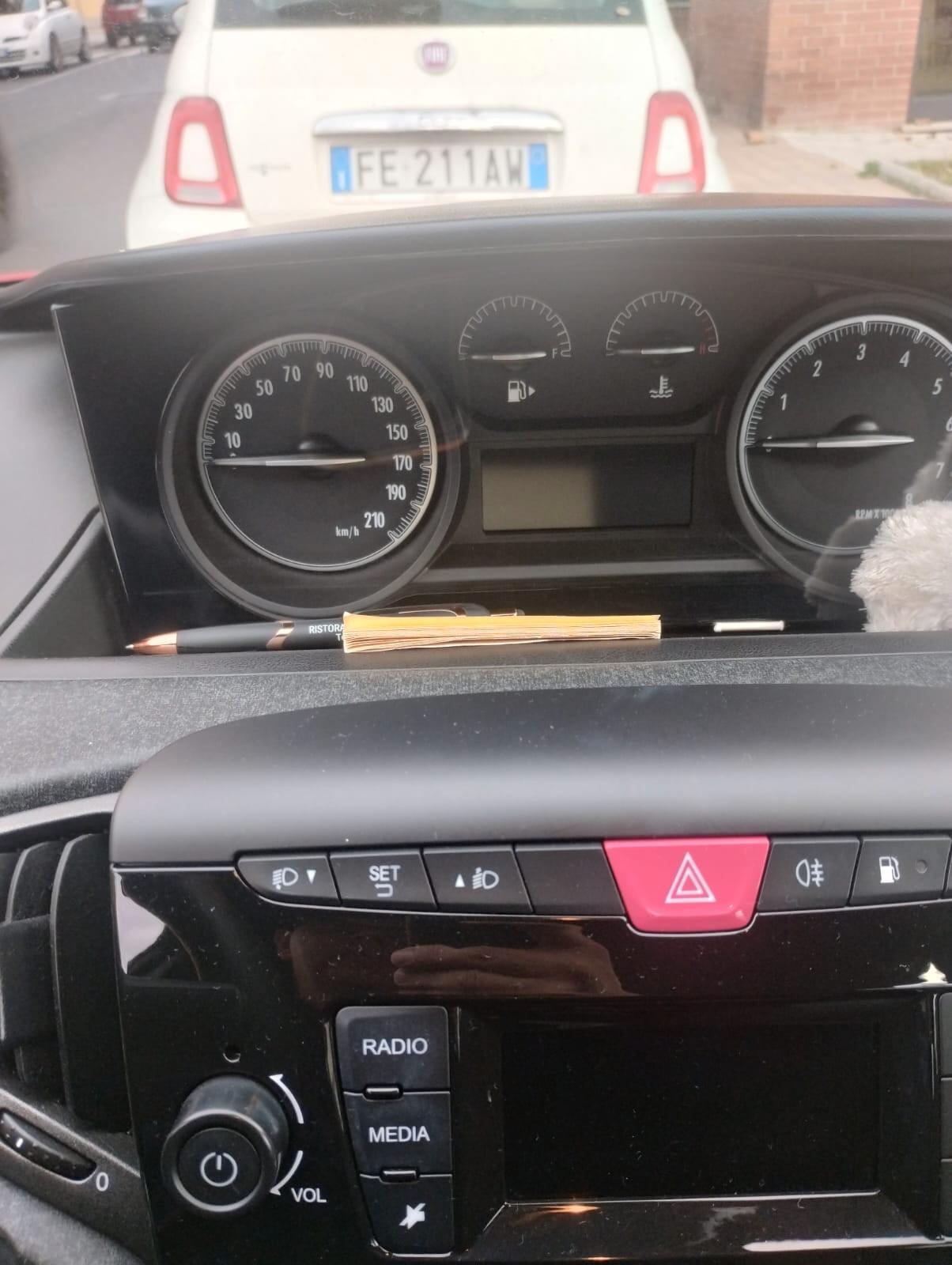 Lancia Ypsilon 1.2 69 CV 5 porte GPL Ecochic Monogram