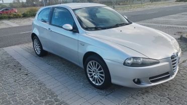 Alfa Romeo 147 1.9 JTD (120) 3 porte Exclusive 2008