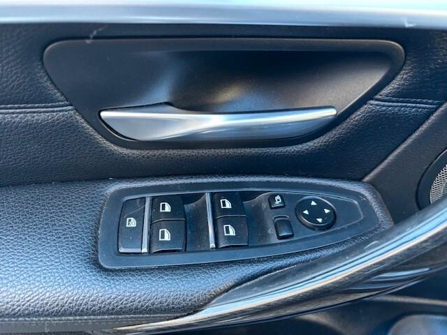 BMW 330 i 4x4 M Sport TETTO RETROC-STRAFULL