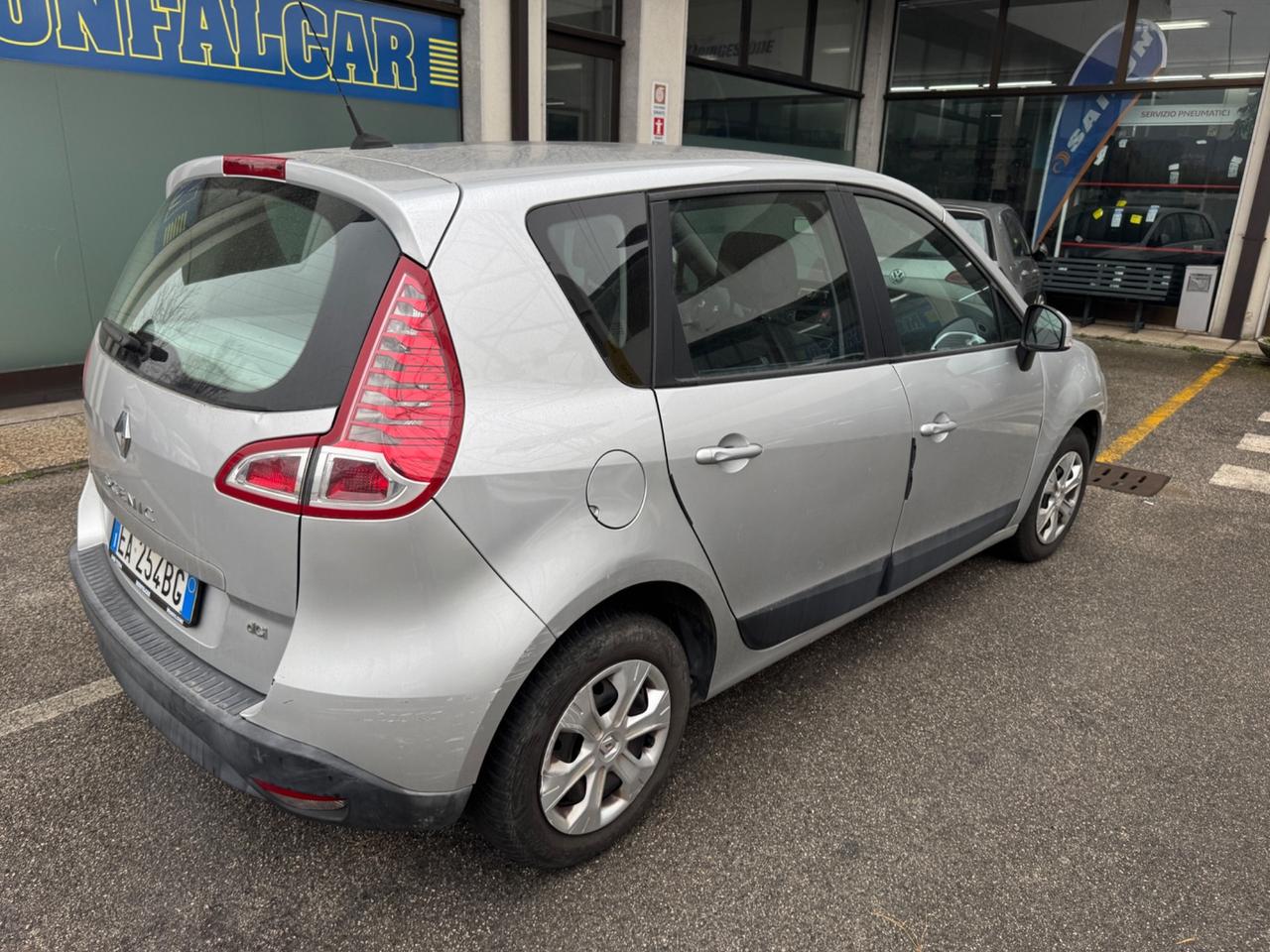 Renault Scenic X-Mod 1.5 dCi 105CV