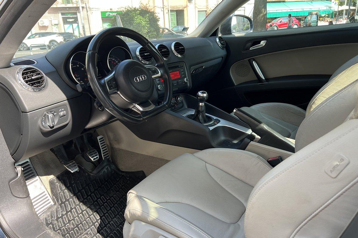 AUDI TT Coupé 1.8 TFSI