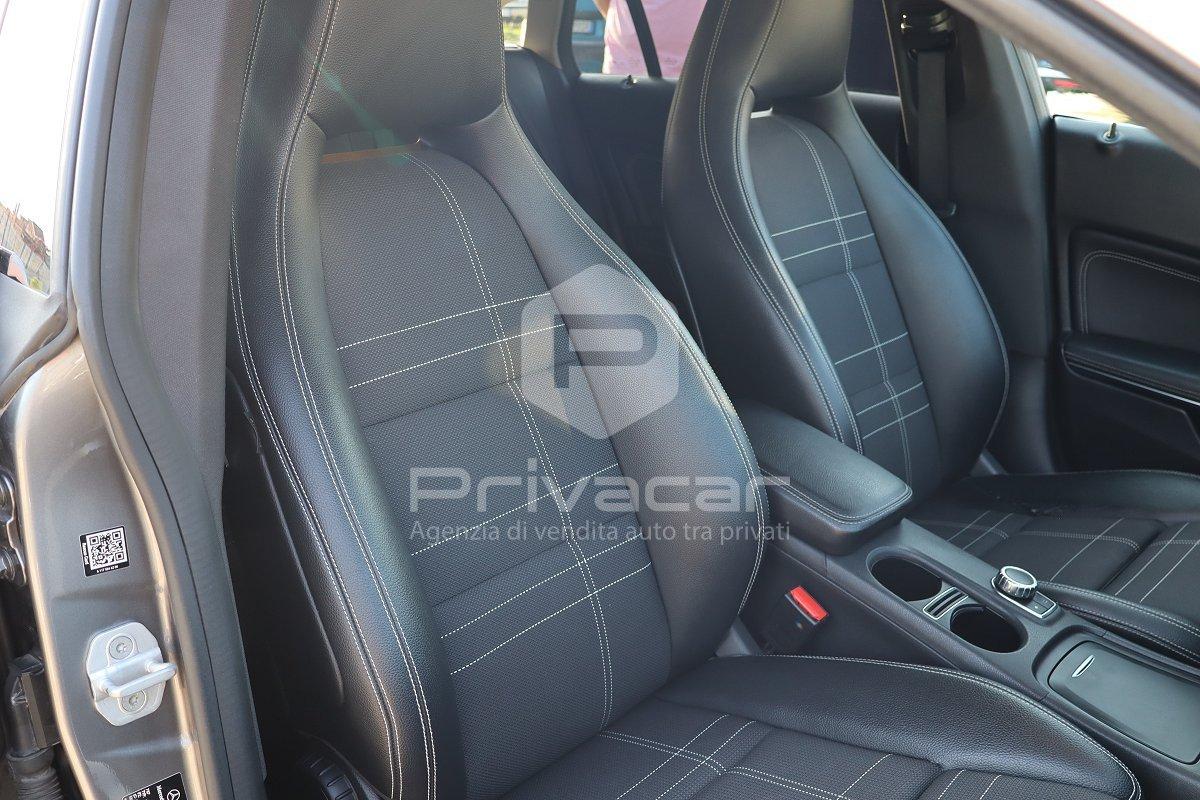 MERCEDES CLA 180 d S.W. Automatic Premium Dark Night