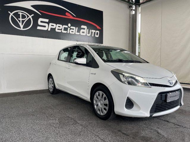 TOYOTA Yaris 1.5 Hybrid lounge 71000km