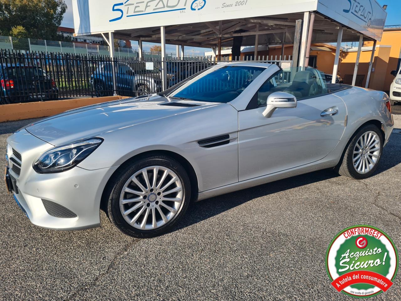 Mercedes SLC 200 Premium*AUTOM*NAVI*PELLE*CRUISE*