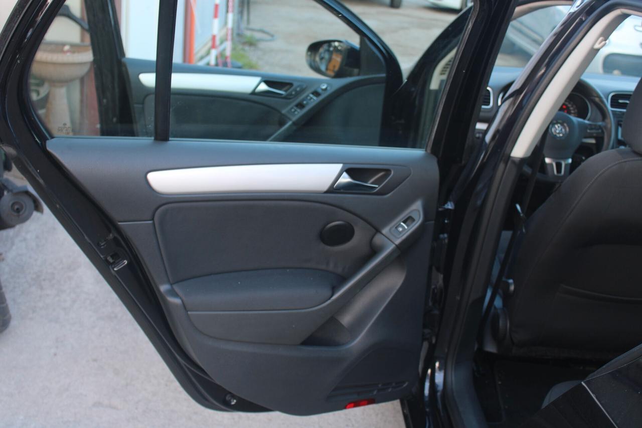 Volkswagen Golf 1.6 TDI DPF 3p. Comfortline
