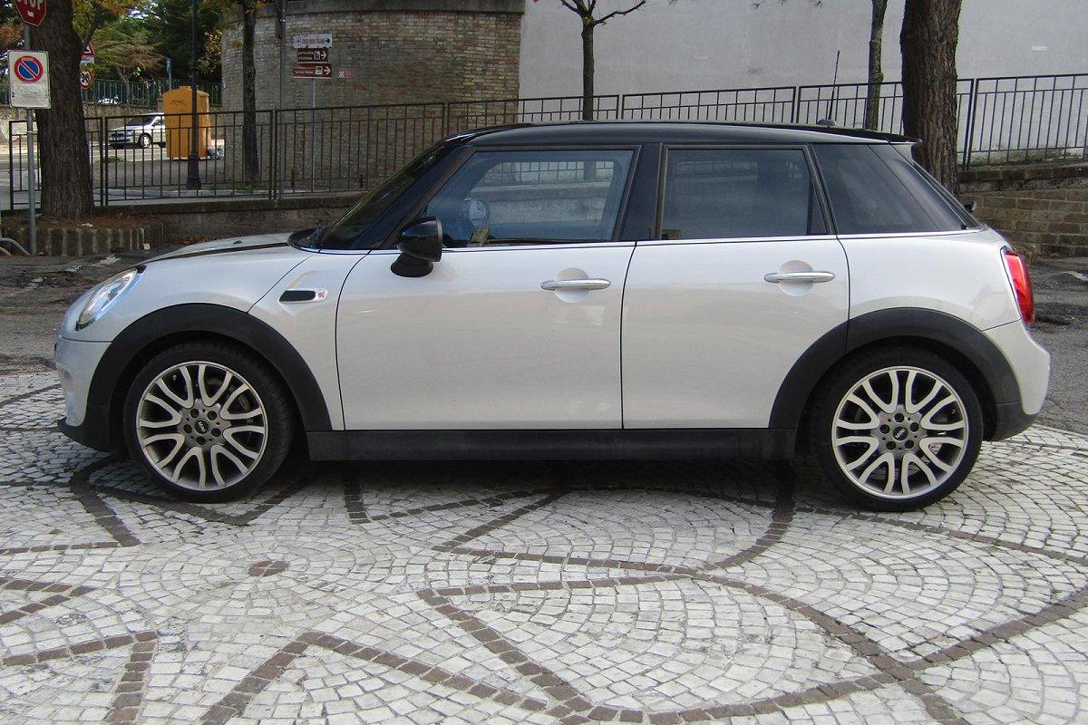 MINI Mini 1.5 Cooper D Business XL 5 porte