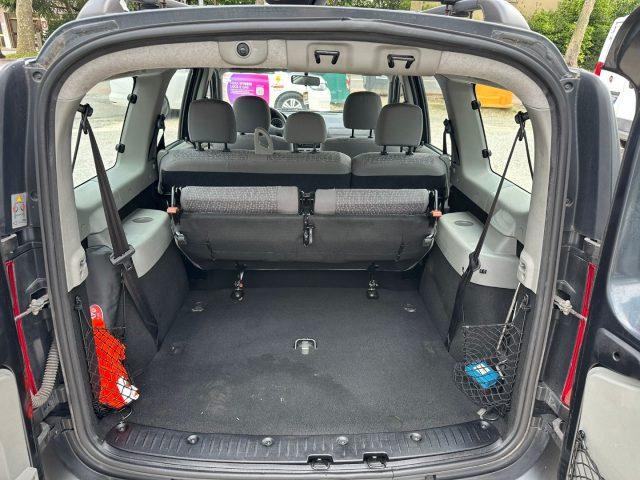DACIA Logan GAS GPL! 7 POSTI MCV 1.6 16V Lauréate
