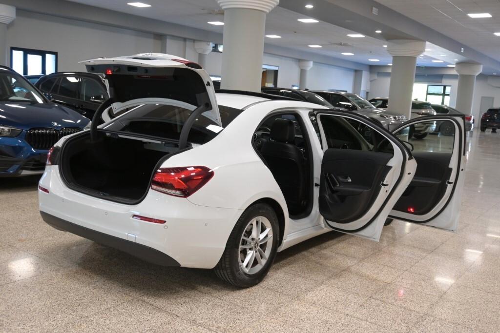 MERCEDES-BENZ A 180D SEDAN 115CV AUTOM. BUSINESS SOLUTION PLUS