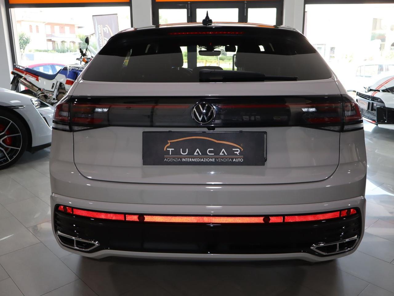 Volkswagen Taigo R Line TETTO PANORAMICO 1. #12022