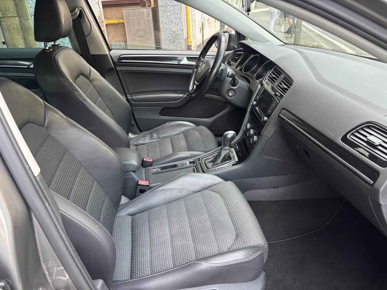 VW GOLF VARIANT 1.6 TD DSG HIGHLINE