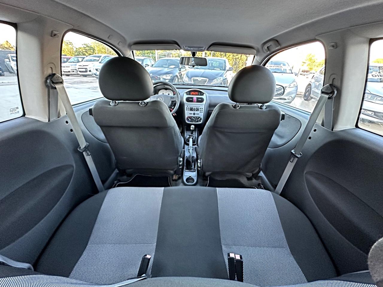 Opel Corsa 1.2i 16V cat 3 porte Club