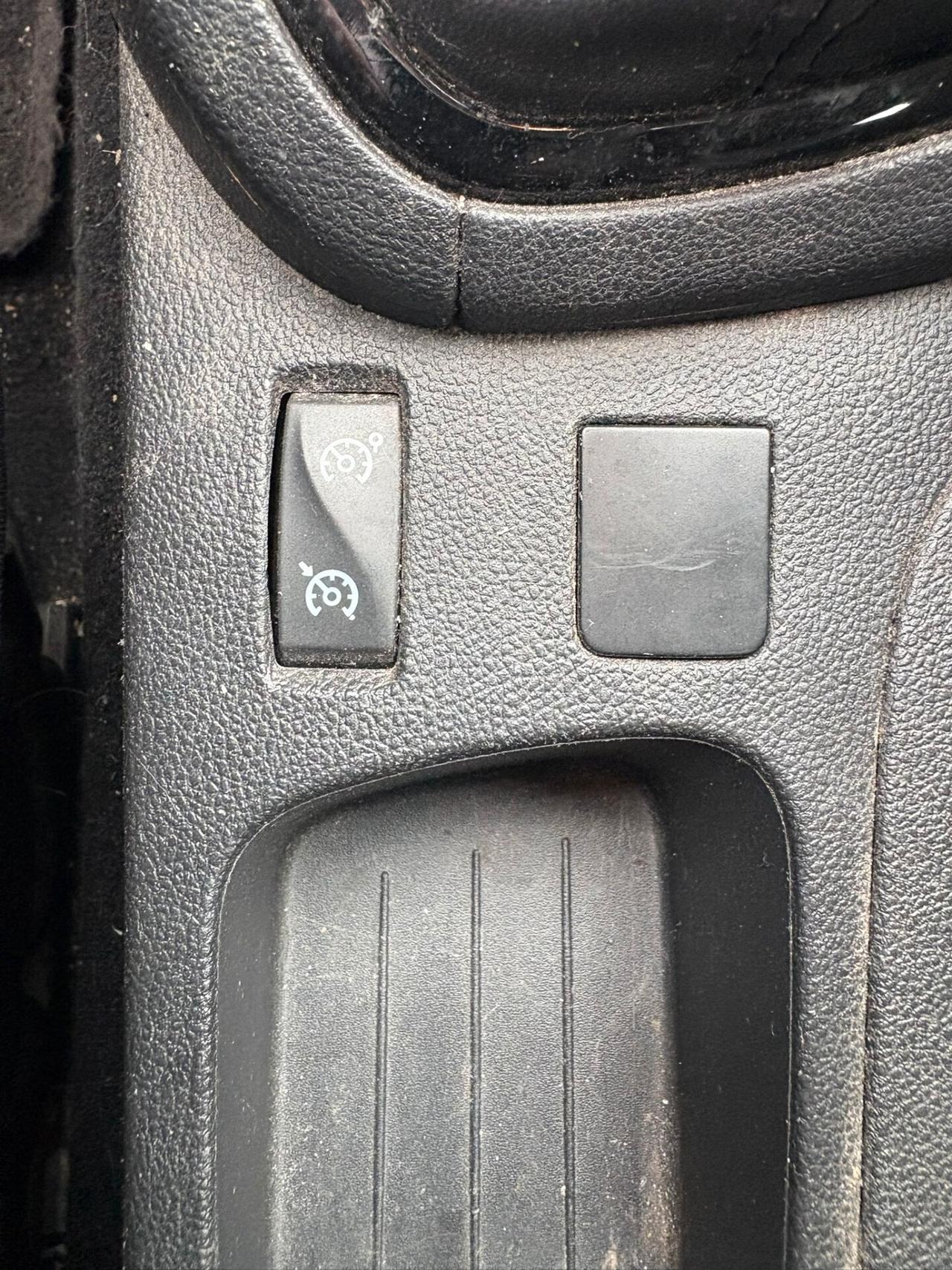 Renault Clio TCe 12V 75 CV 5 porte Moschino Life