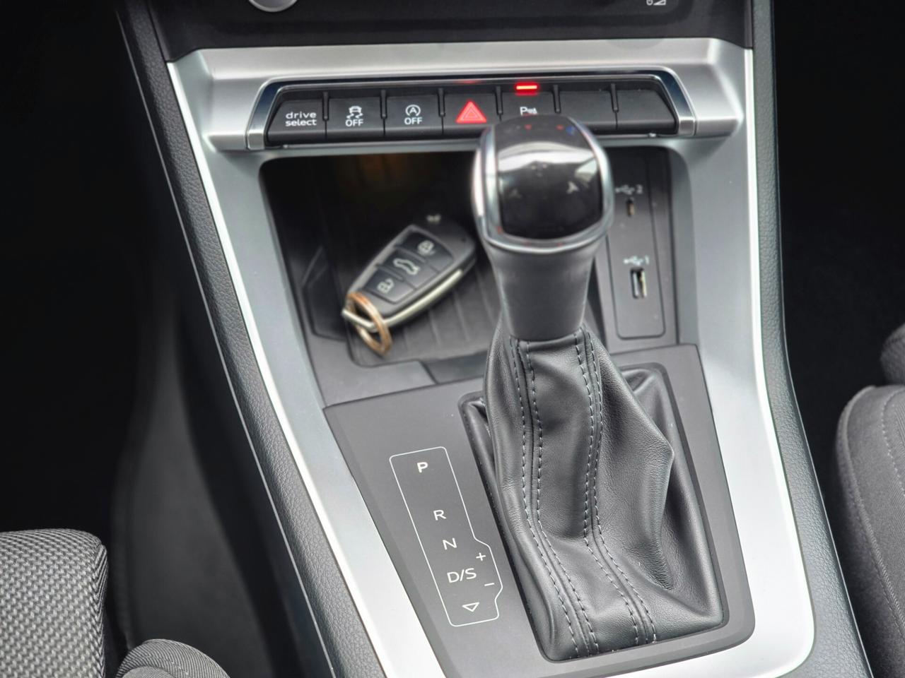 Audi Q3 35 TDI S tronic line edition gancio traino