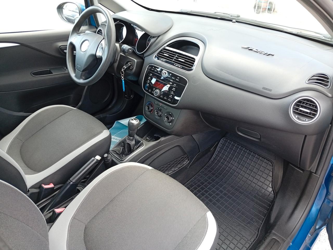 Fiat Punto 1.4 S&S 8V Dualogic 5 porte Racing