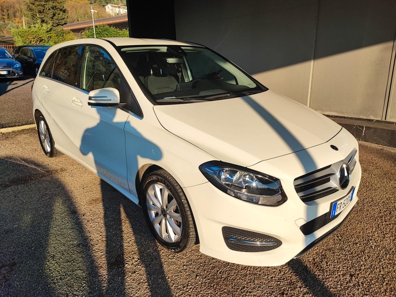 Mercedes-benz B 180 d Automatic Premium