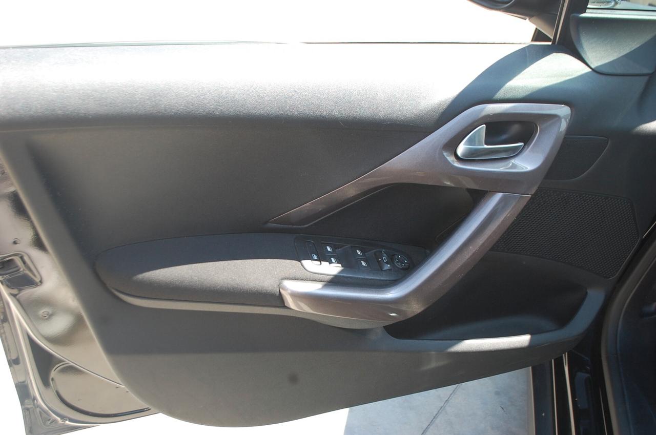 Peugeot 2008 1.4 hdi 8v Active Pack 68CV Uff Italy USB Clima