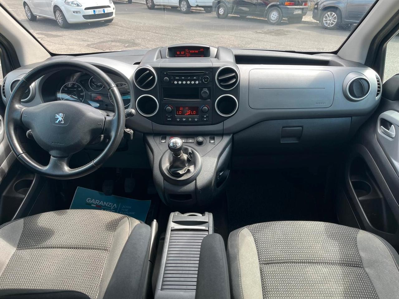 Peugeot Partner Tepee BlueHDi 100 ETG6 S&S Active N .B GANCIO DI TRAINO OMOLOGATO