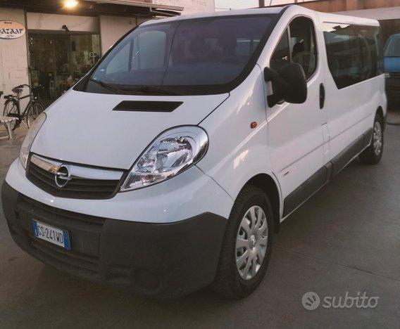 Opel vivaro posti 9 lungo