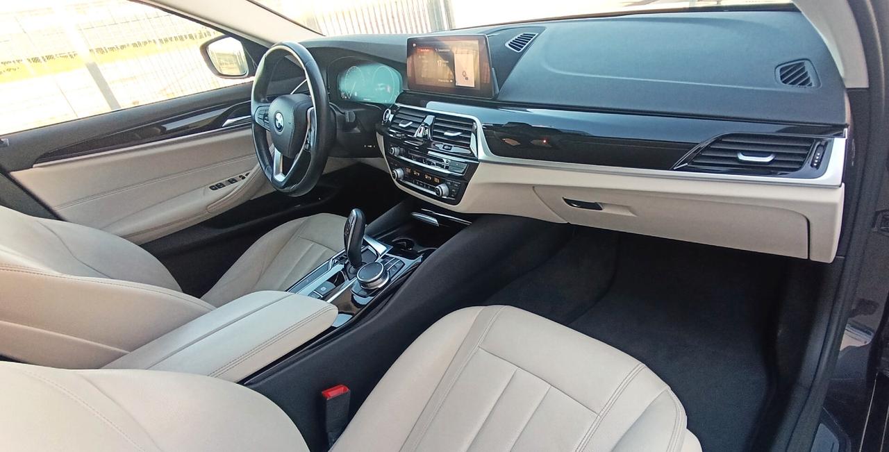 Bmw 520 520d aut. Touring Business- Service Bmw - Uniproprietario