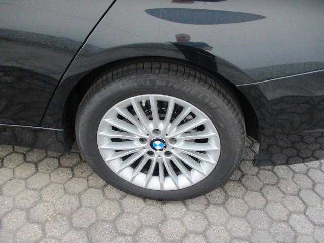 Bmw 320 320d xDrive Luxury