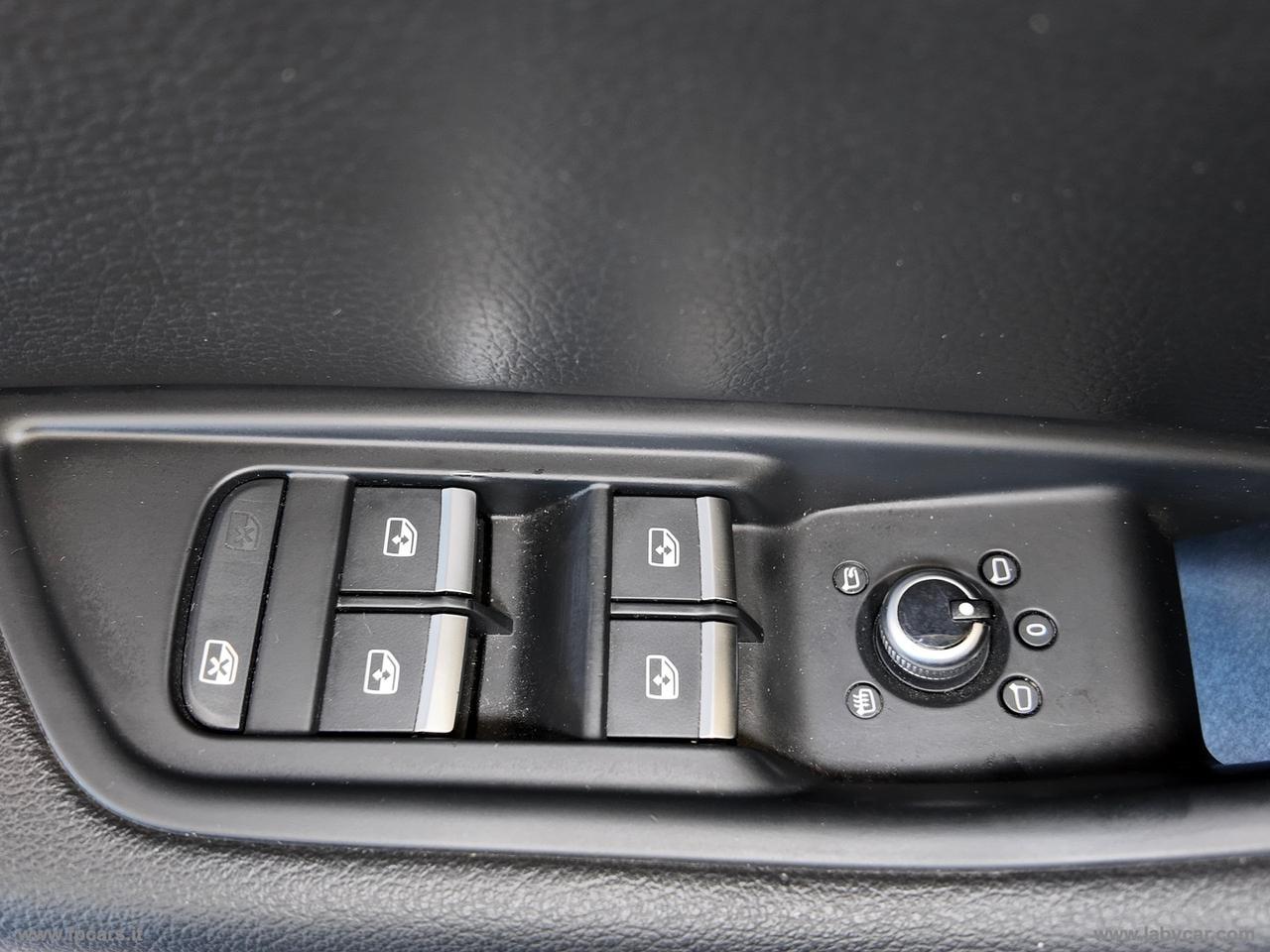 AUDI A4 2.0 TDI 150CV S tronic Sport