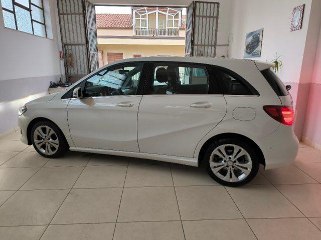 MERCEDES-BENZ B 180 d Automatic Sport