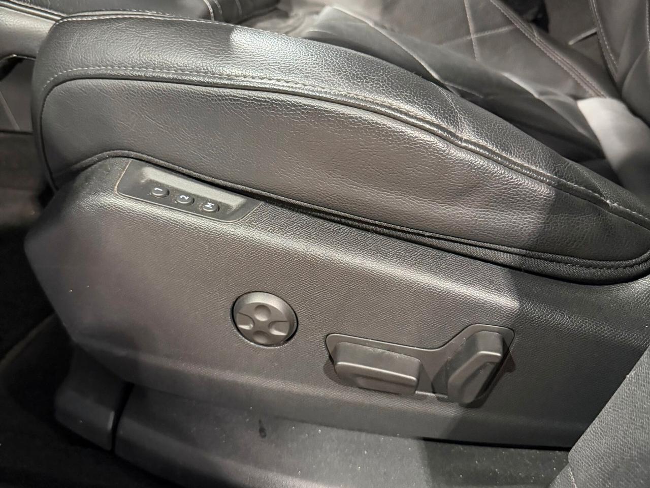 DS 7 CROSSBACK 1.5Hdi AUTOCARRO N1