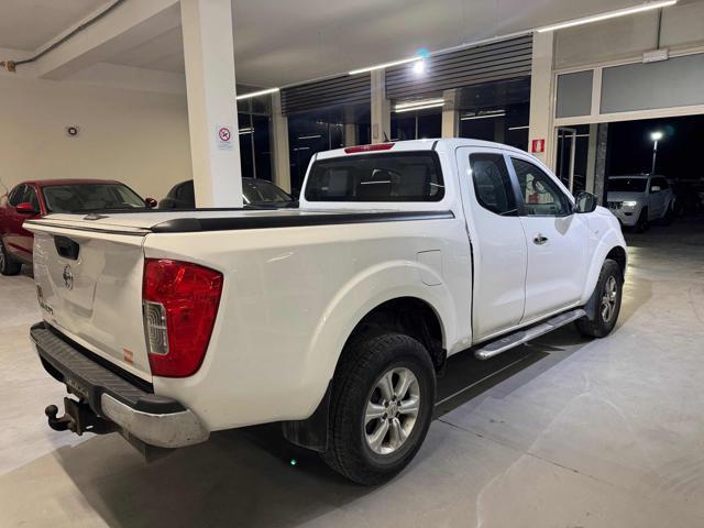 NISSAN Navara 2.3 dCi 4WD King Cab Acenta