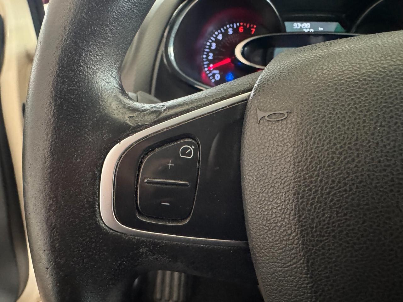 Renault Clio 1.2 75CV benzina 5 porte Life - OK NEOPATENTATI/E!