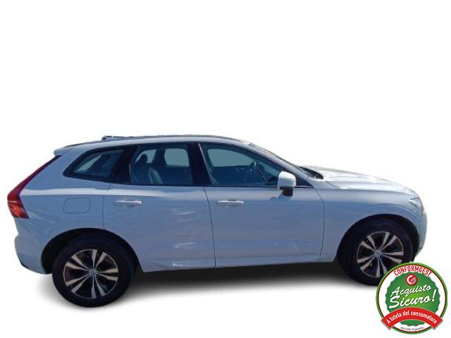 VOLVO XC60 B4 (d) AWD Geartronic Momentum