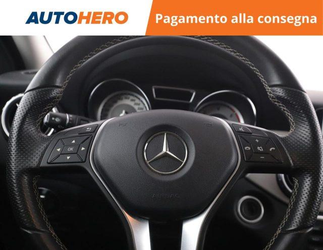 MERCEDES-BENZ GLA 180 CDI Sport
