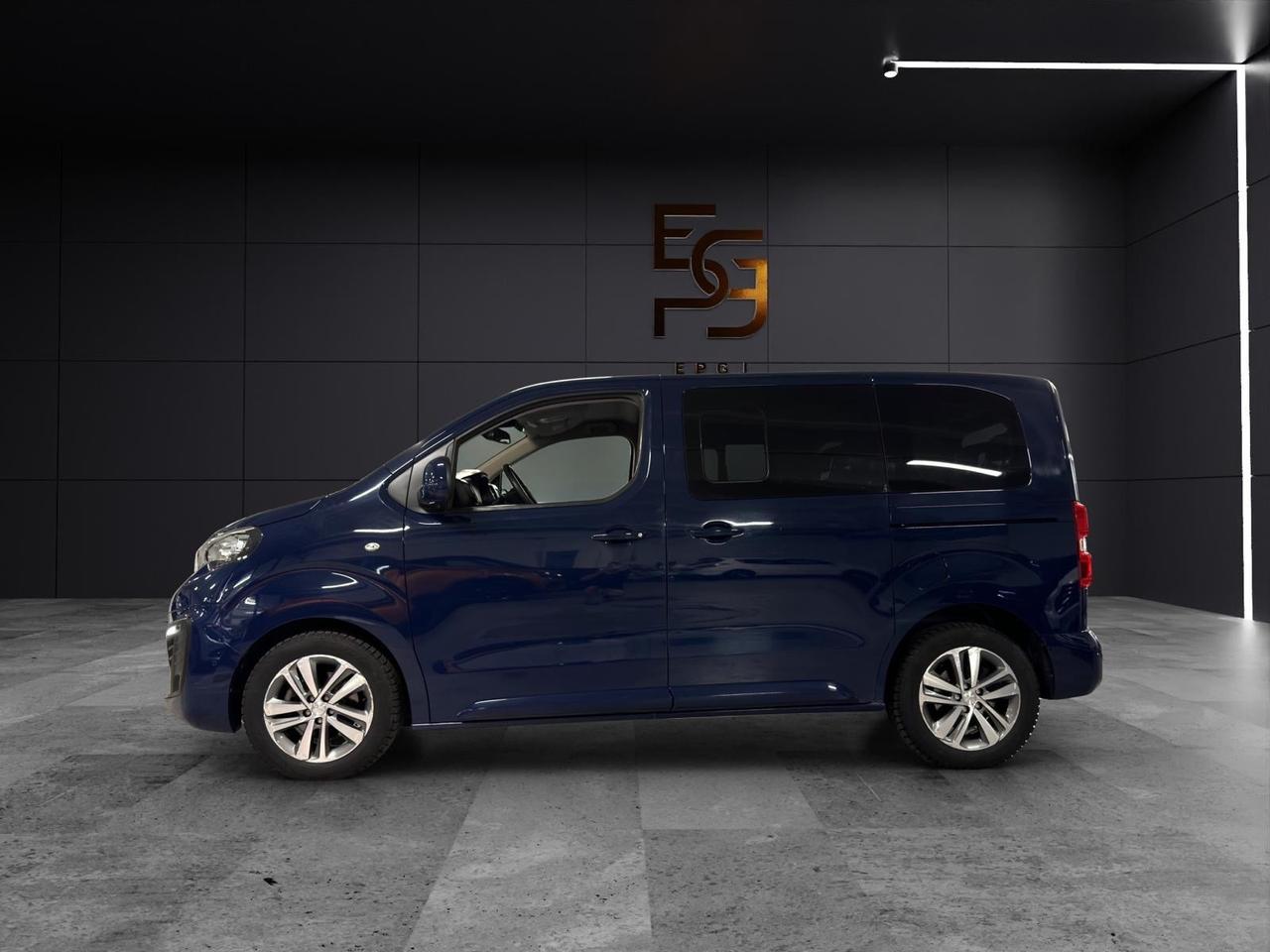 Peugeot Traveller BlueHDi 115 S&S Standard Allure