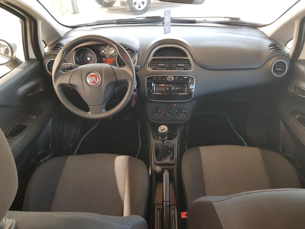 FIAT PUNTO YOUNG ANNO 12/2014 1.2 BENZINA