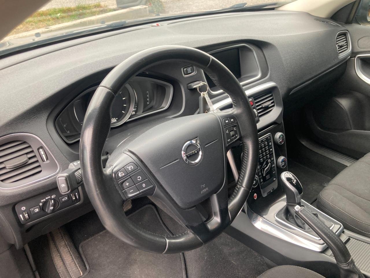 Volvo V40 D2 Geartronic Business