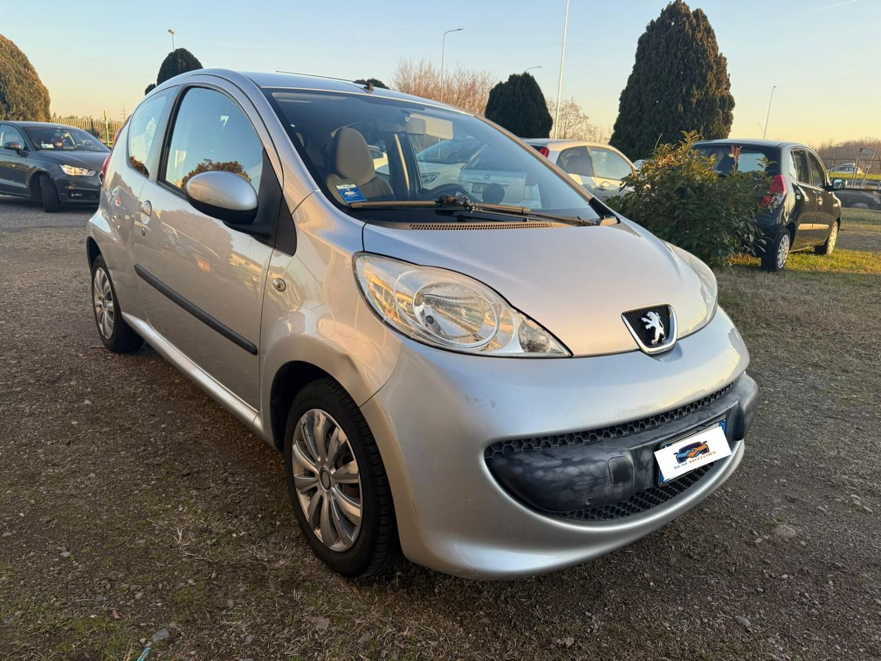 Peugeot 107 1.0 68CV Adatta Neopatentati