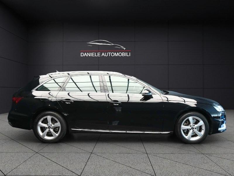 AUDI A4 5ª serie A4 Avant 30 TDI/136 CV S tron...