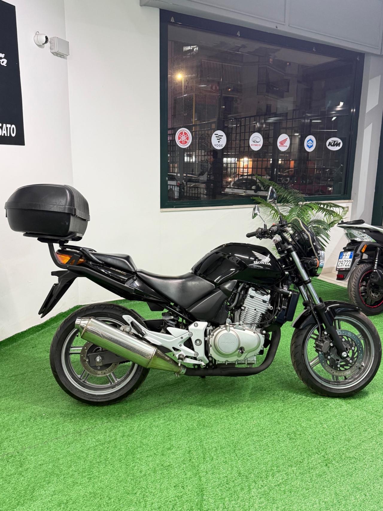 Honda CBF 500