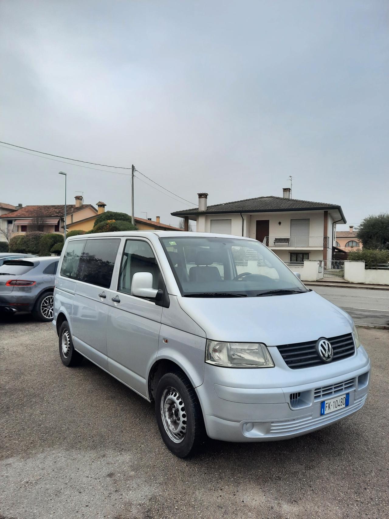 Volkswagen Transporter 9 POSTI California 1.9 TDI Comfortline