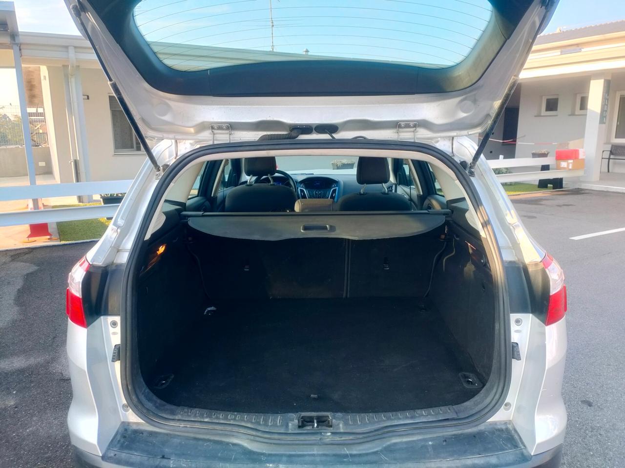 Ford Focus 2.0 TDCi 115 CV Powershift SW AUTOCARRO