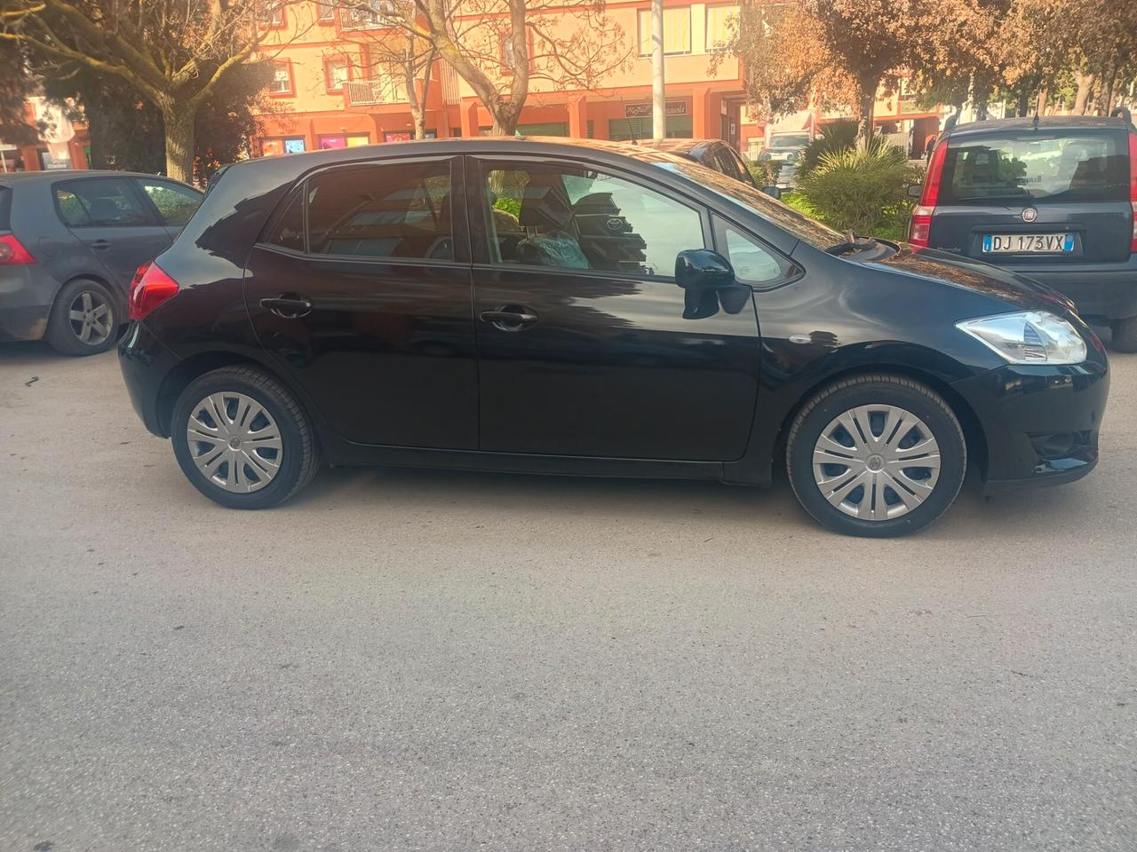 Toyota Auris 1.4 D-4D 5 porte Sol MY'08