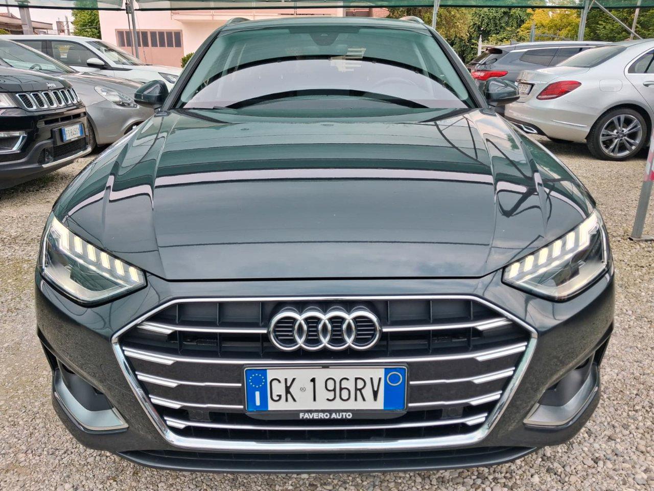 Audi A4 Avant 30 2.0 tdi mhev Business Advanced 136cv s-tronic