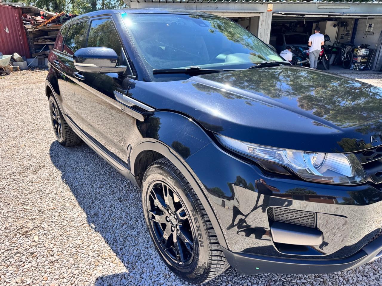 Land Rover Range Evoque Black Edition