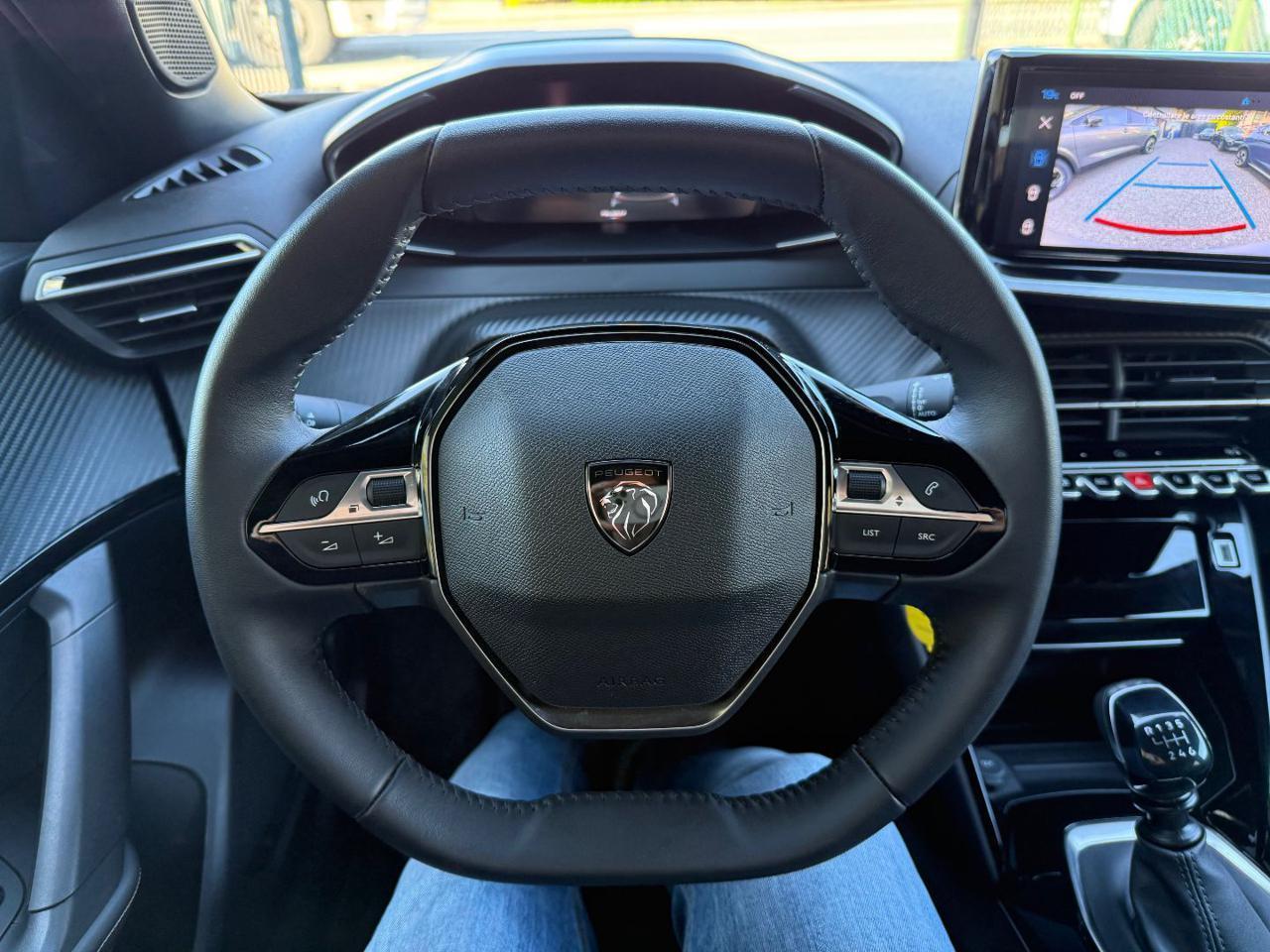 PEUGEOT 2008 PureTech 100 S&S Allure
