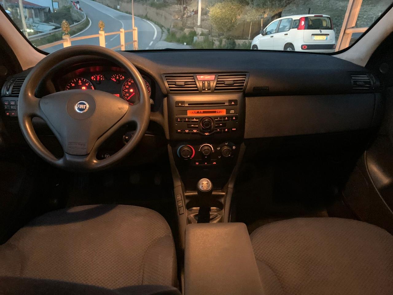 Fiat Stilo 1.9 MJT 120 CV Multi Wagon Dynamic