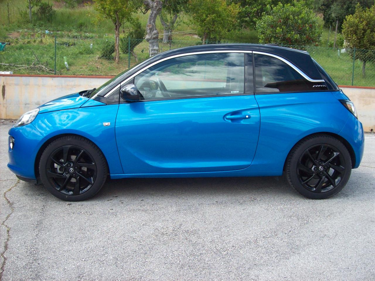 Opel Adam 1.4 87 CV GPL x neopatentati