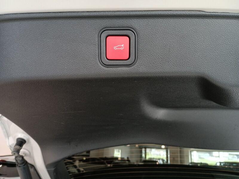 FIAT 600 1.2 Hybrid 110cv La Prima