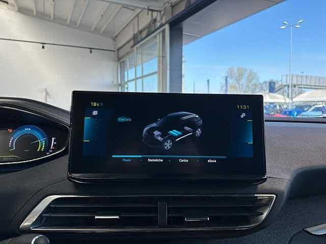 Peugeot 3008 Hybrid4 300 e-EAT8 Allure Pack