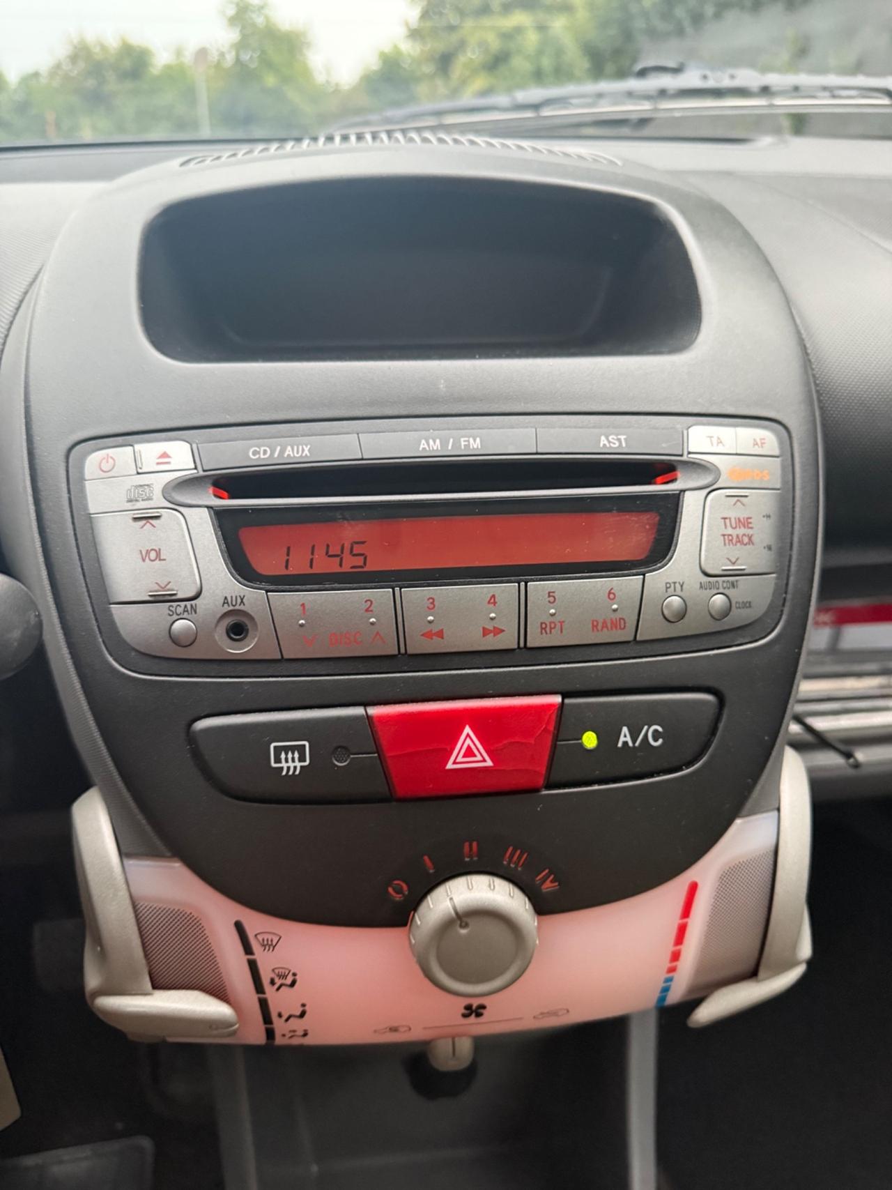 Peugeot 107 1.0 68CV 5p. Urban Move