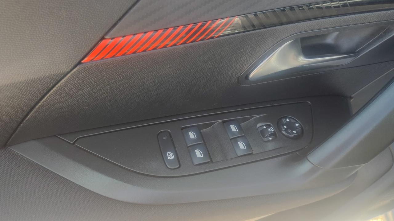 Peugeot 2008 PureTech 100 S&S Active